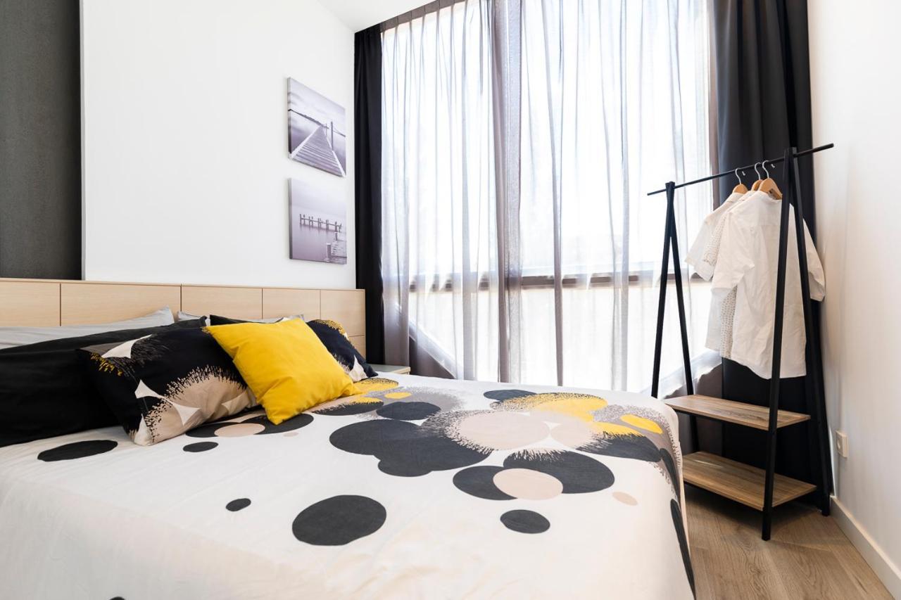 Sylvia 1M - Precioso Apartamento En Primera Linea De Mar - Centrico - Playa - Wifi Empuriabrava Bagian luar foto