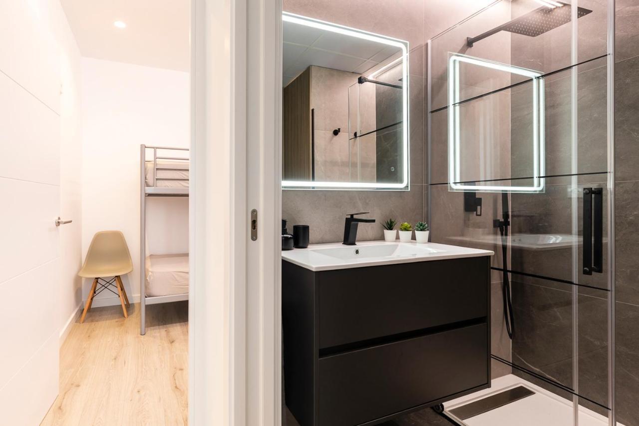 Sylvia 1M - Precioso Apartamento En Primera Linea De Mar - Centrico - Playa - Wifi Empuriabrava Bagian luar foto